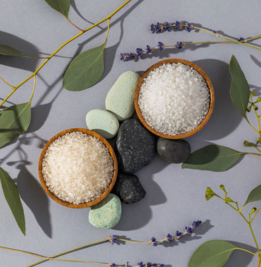 High end, luxury bath tub for organic bath salt soaking